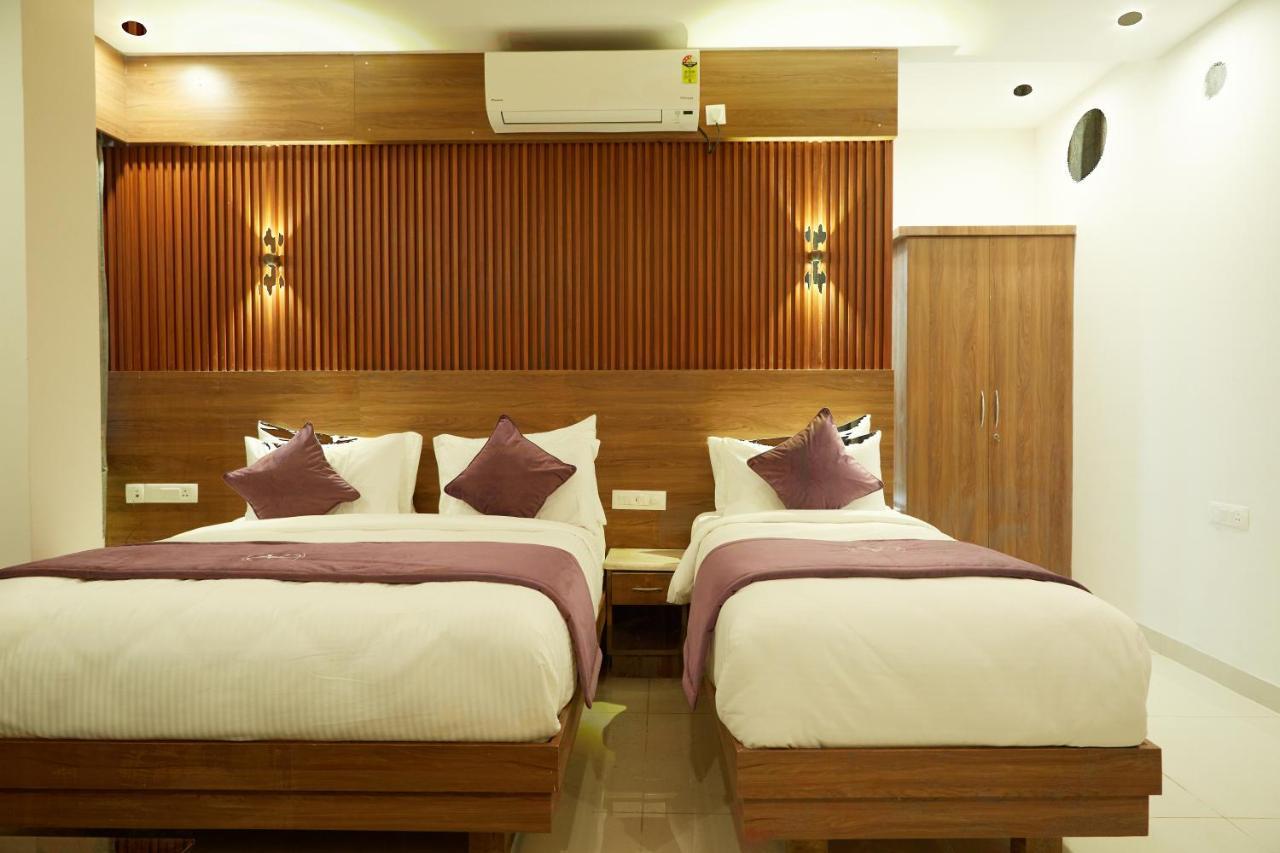 Vovo Premier Hotel Bangalore Eksteriør billede