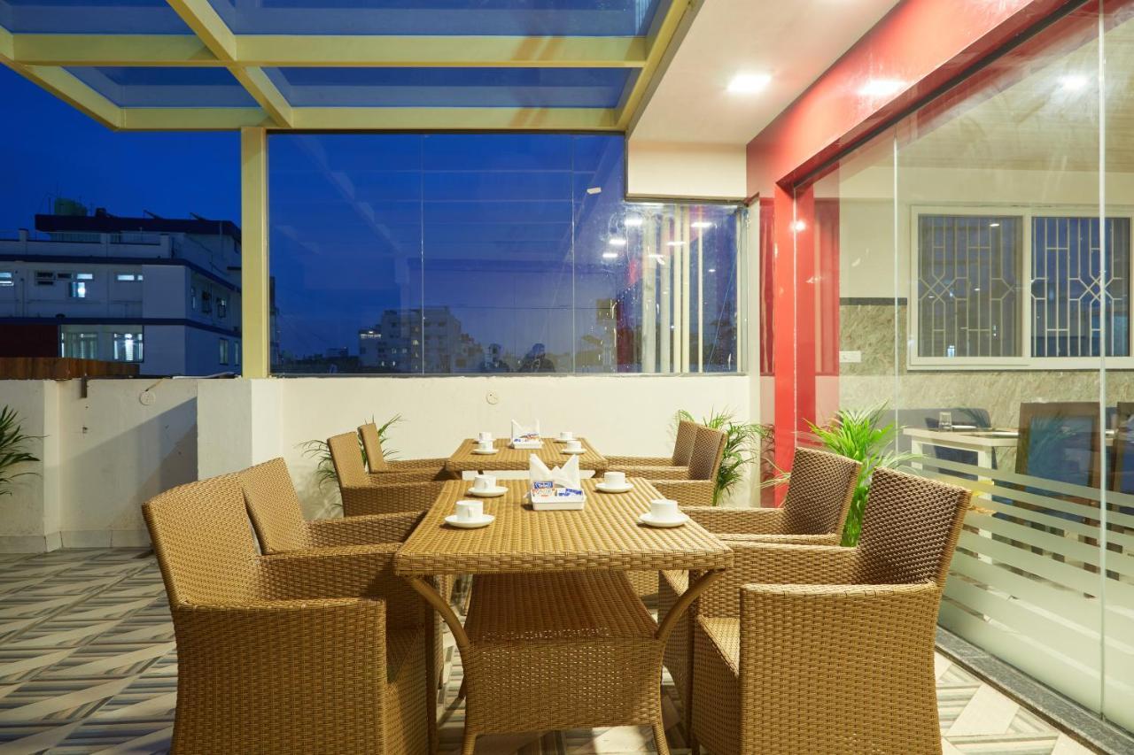 Vovo Premier Hotel Bangalore Eksteriør billede