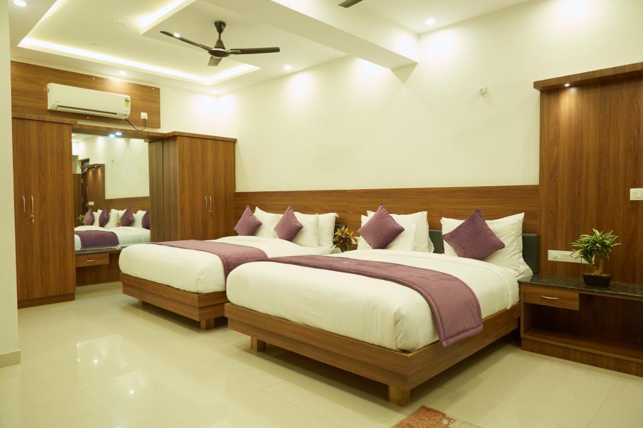 Vovo Premier Hotel Bangalore Eksteriør billede