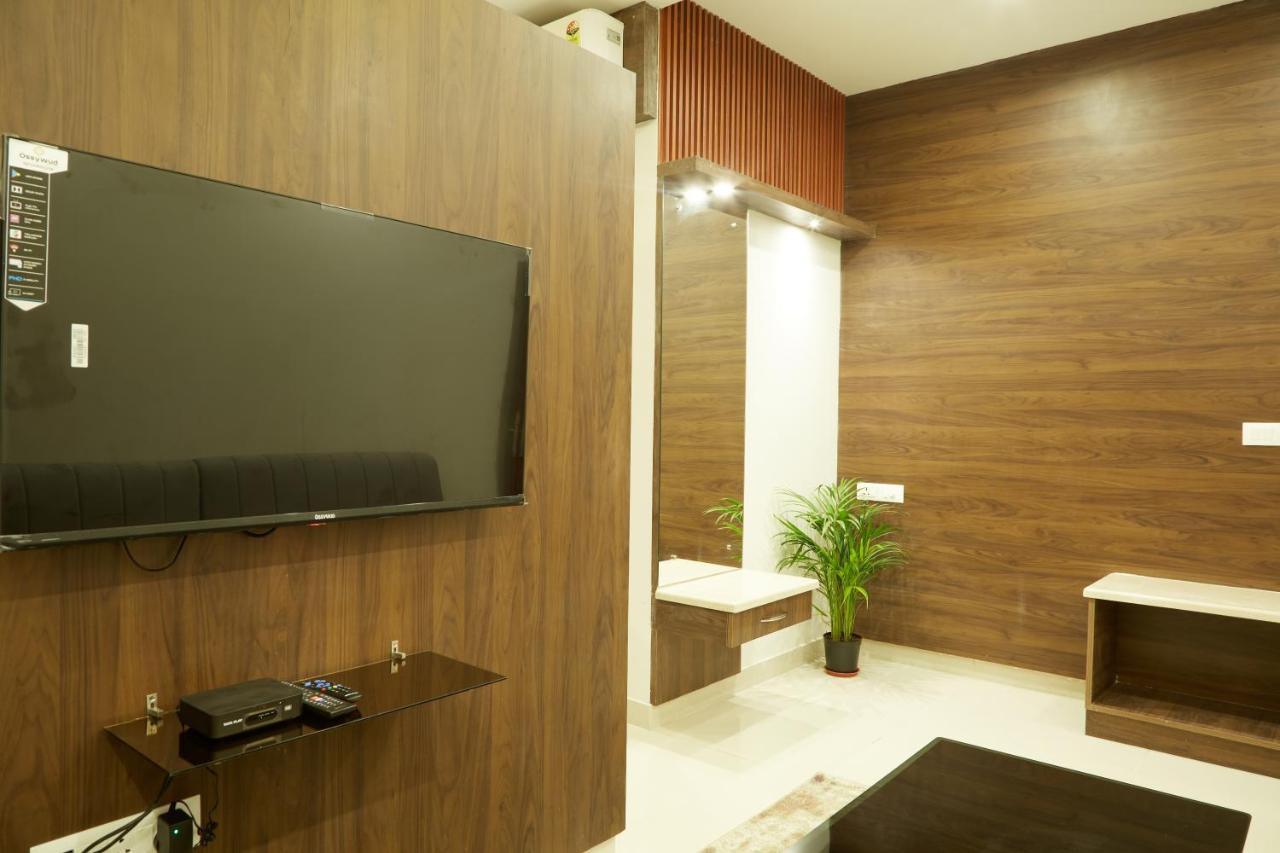 Vovo Premier Hotel Bangalore Eksteriør billede